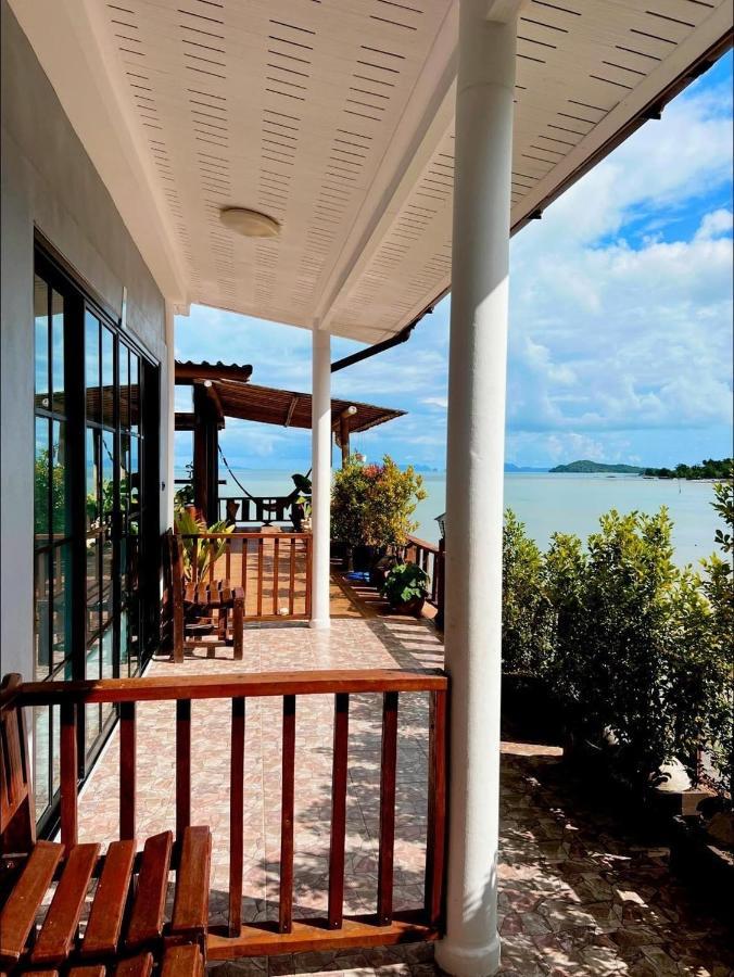 Baan Purada Apartment Koh Lanta Bagian luar foto