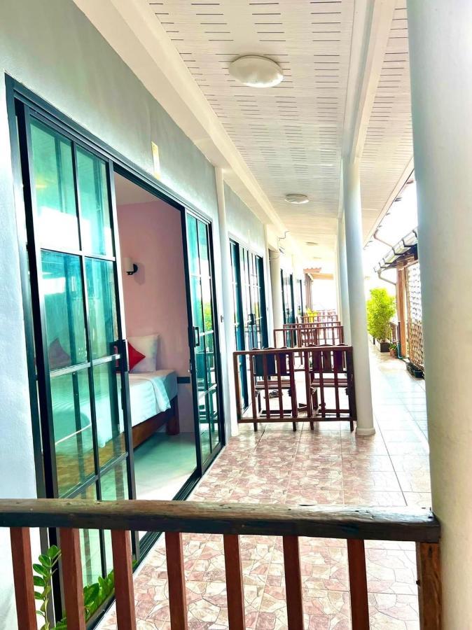 Baan Purada Apartment Koh Lanta Bagian luar foto