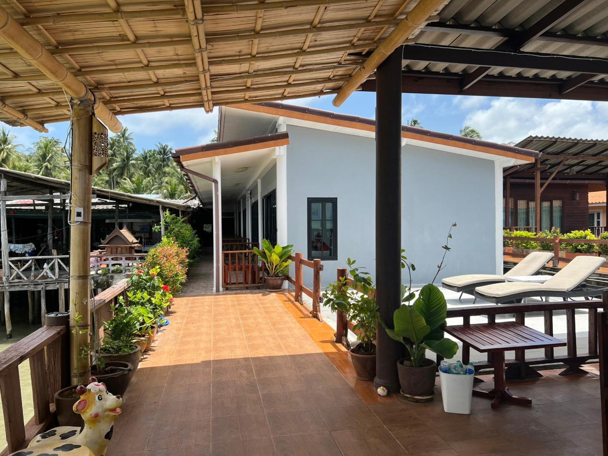 Baan Purada Apartment Koh Lanta Bagian luar foto